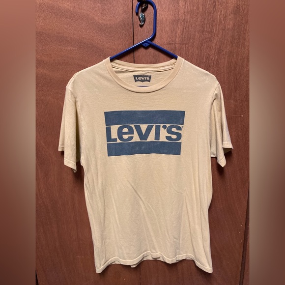 ❗️Levi’s Retro T-Shirt❗️ - Picture 1 of 4